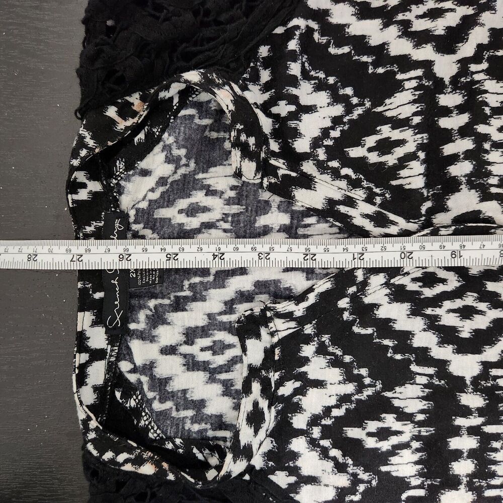 FRENCH LAUNDRY Women's Black Crochet Shoulders Sleeveless Blouse Top Size 2X - Picture 7 of 7